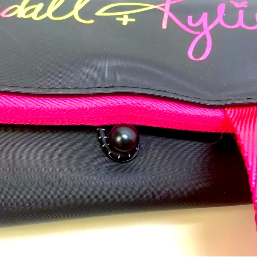 NEW [Kendall & Kylie] Makeup Brush Holder w/ Adjustable Belt Black & Hot Pink - Picture 8 of 12